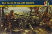 Pak 97/38 AT gun with servants tykki  1/35 pienoismalli 