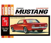 Ford Mustang 1966   1/25 pienoismalli     