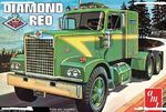 Diamond reo tractor cab   1/25 koottava pienoismalli   